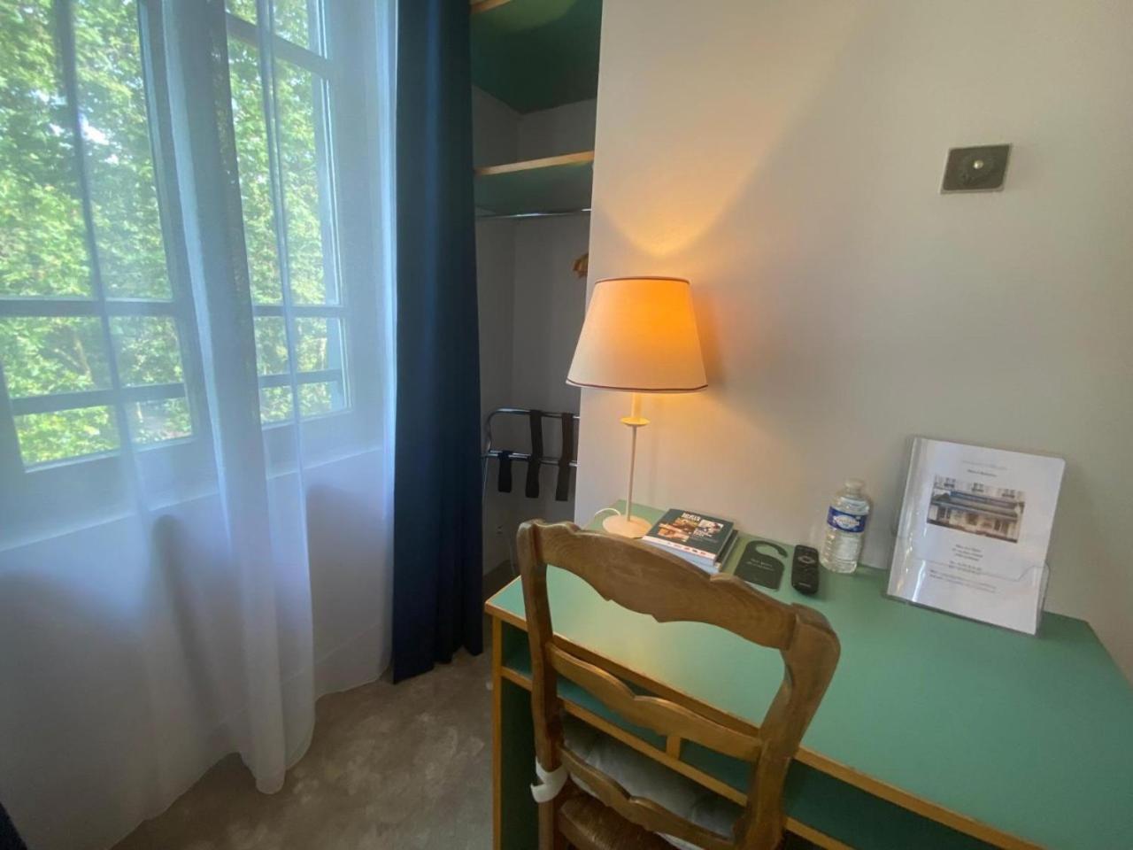 Hotel Paris Vesinet- Logis Hotel Restaurant Le Vésinet 外观 照片