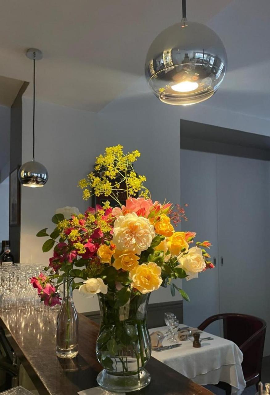 Hotel Paris Vesinet- Logis Hotel Restaurant Le Vésinet 外观 照片