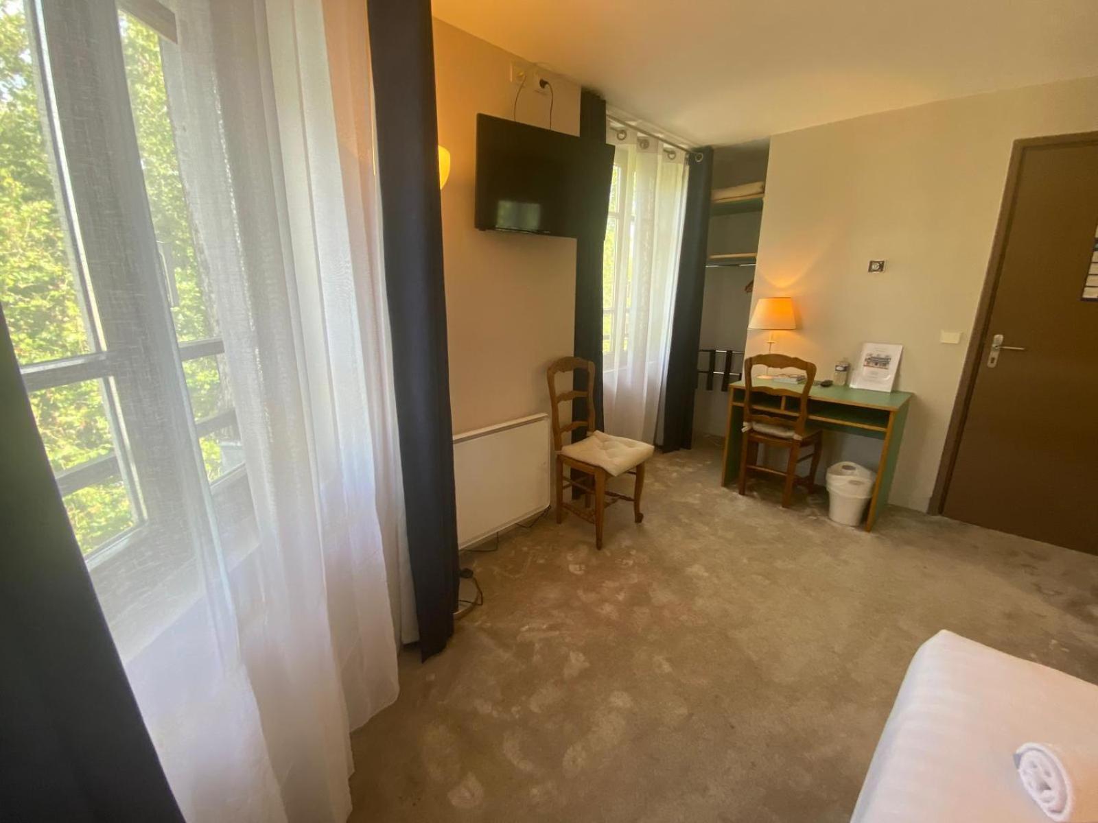 Hotel Paris Vesinet- Logis Hotel Restaurant Le Vésinet 外观 照片