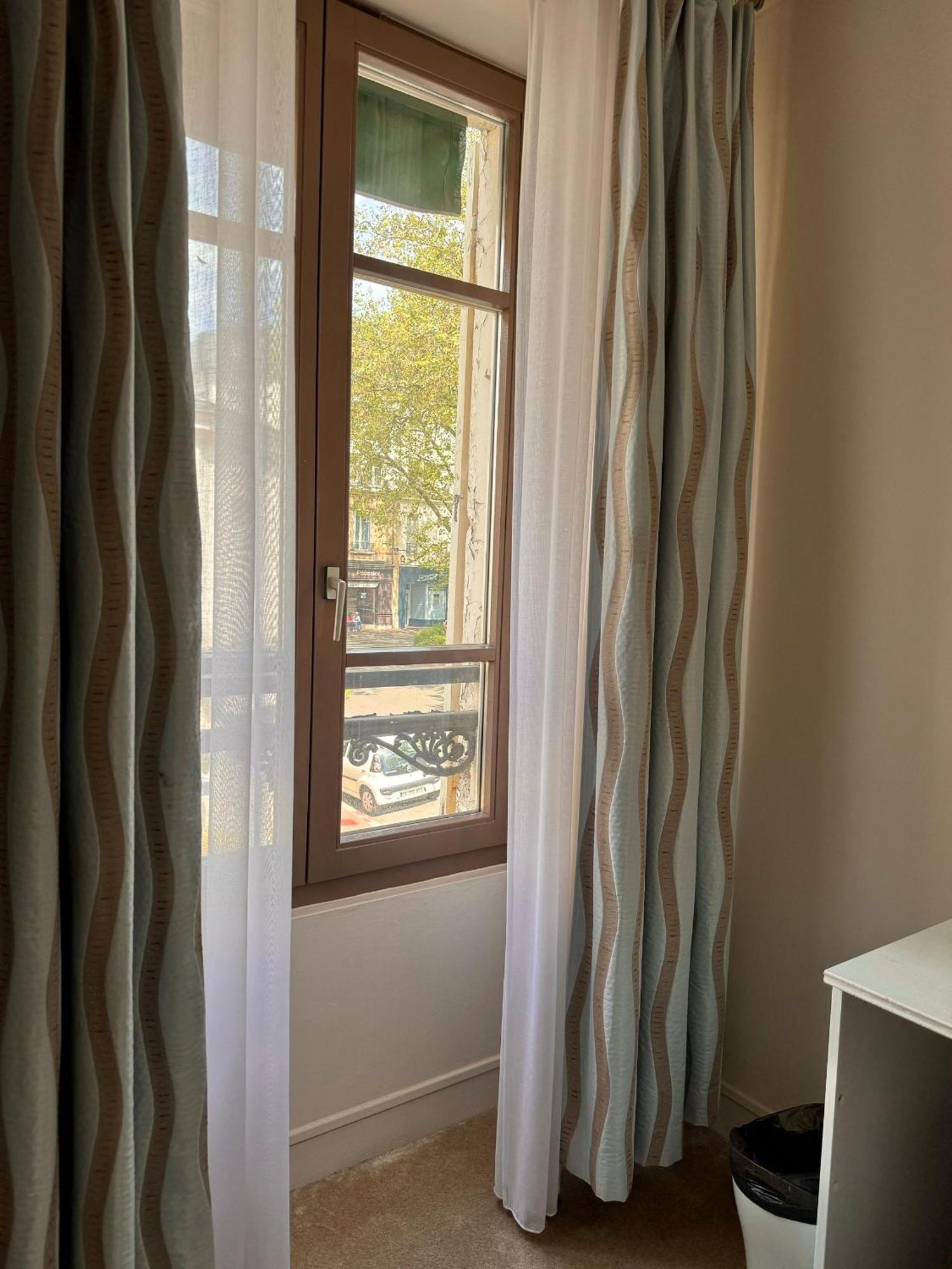 Hotel Paris Vesinet- Logis Hotel Restaurant Le Vésinet 外观 照片