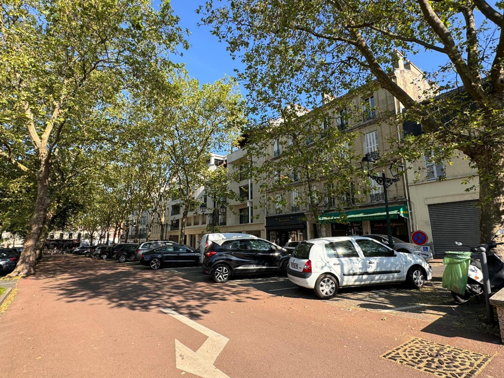 Hotel Paris Vesinet- Logis Hotel Restaurant Le Vésinet 外观 照片
